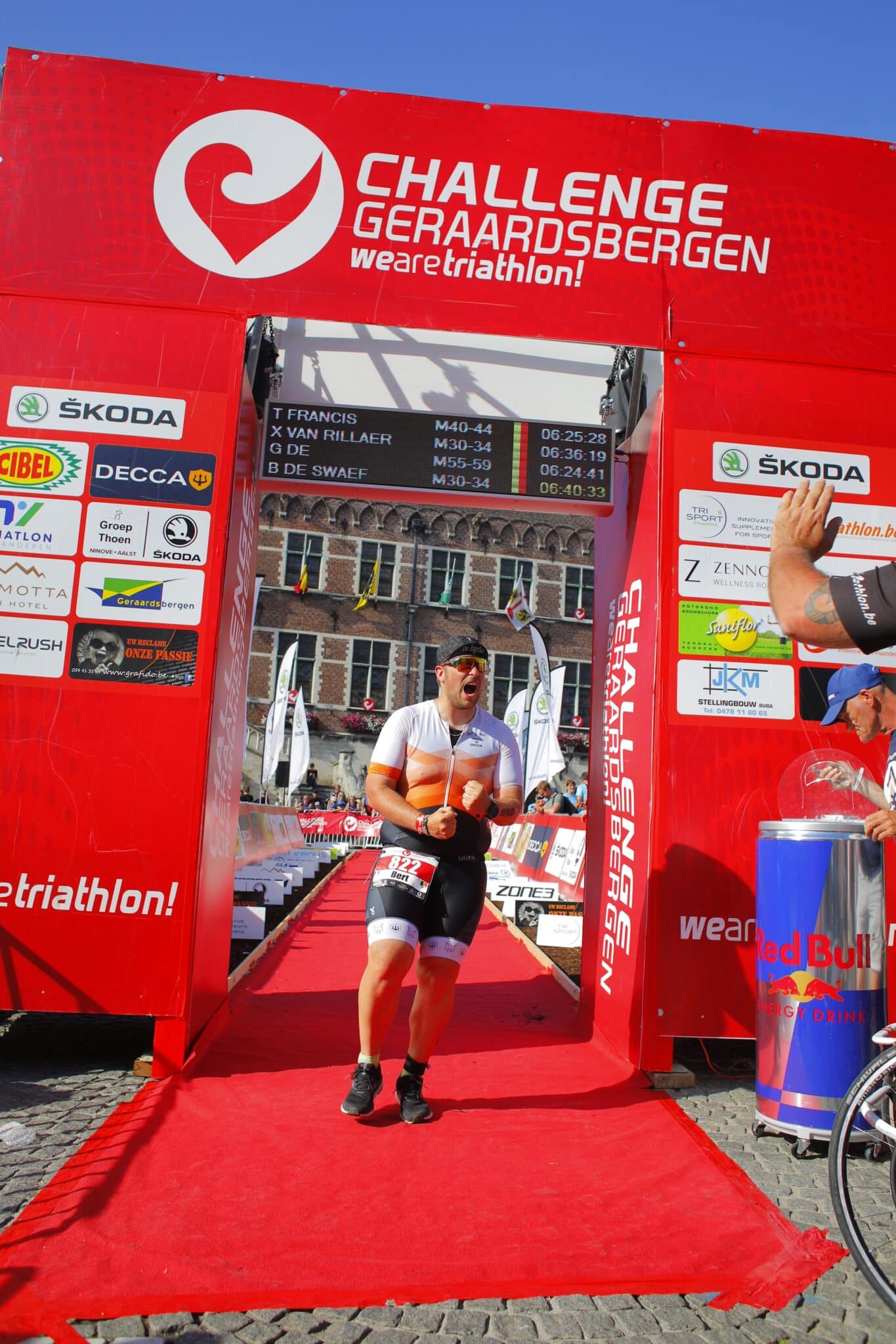 Bert finishing the Challenge Geraardsbergen middle distance triathlon