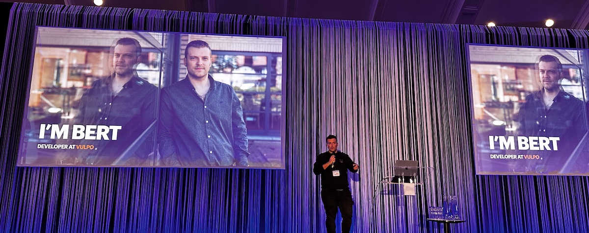 Me on stage at Fullstack Europe